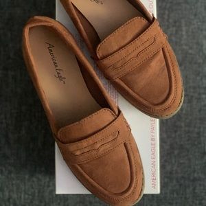 Chestnut loafers